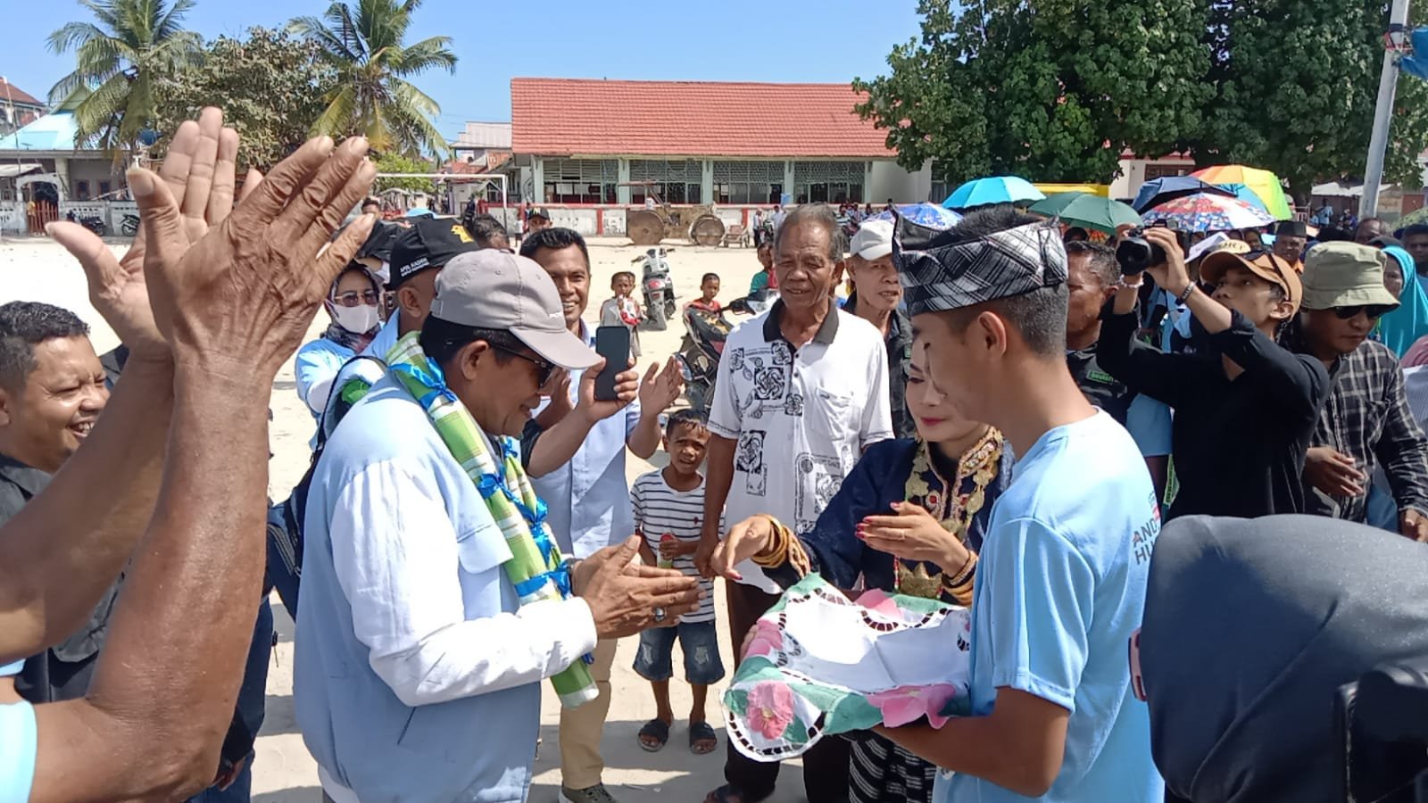 Tokoh Masyarakat Talaga Raya Dukung Andi Sumagerukka-Hugua dalam pemilihan Gubernur Sulawesi Tenggara 2024